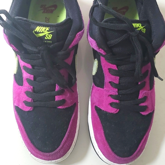 Nike Dunk SB Low Pro Plum - Picture 5 of 5